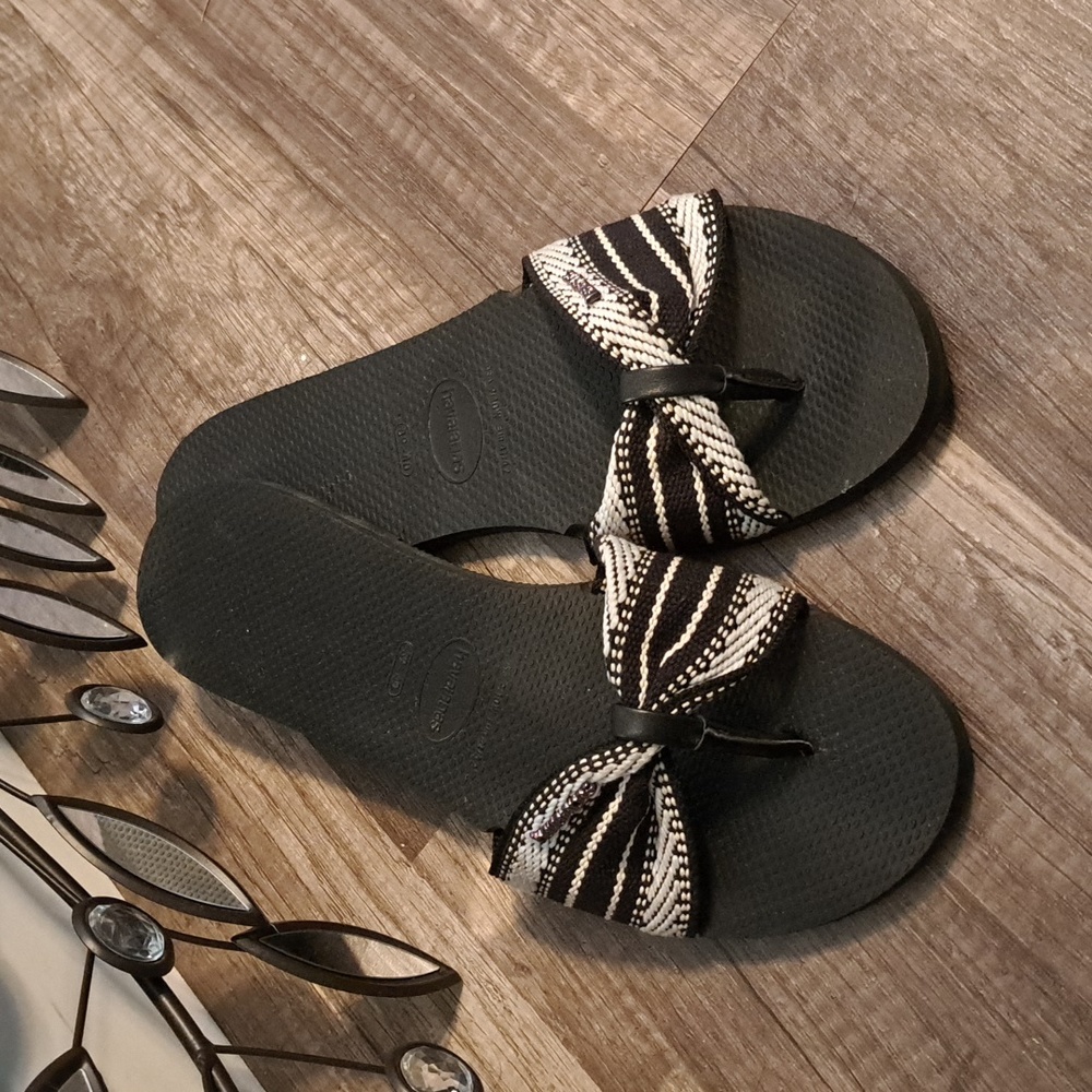 Havaianas flip flops